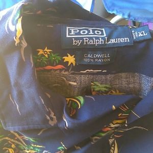 Button up shirt/ short sleeve